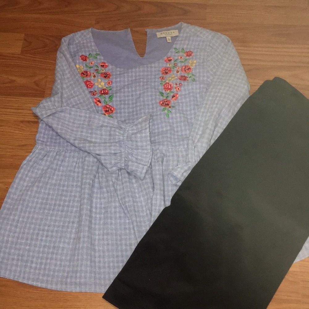 Women’s black skirt